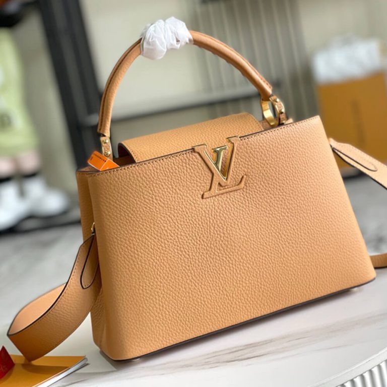 LV   Capucines MM