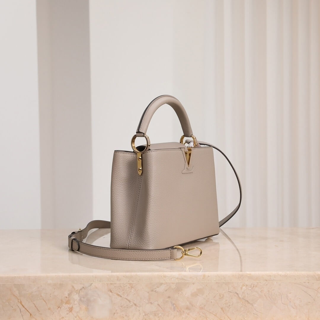 LV   Capucines MM