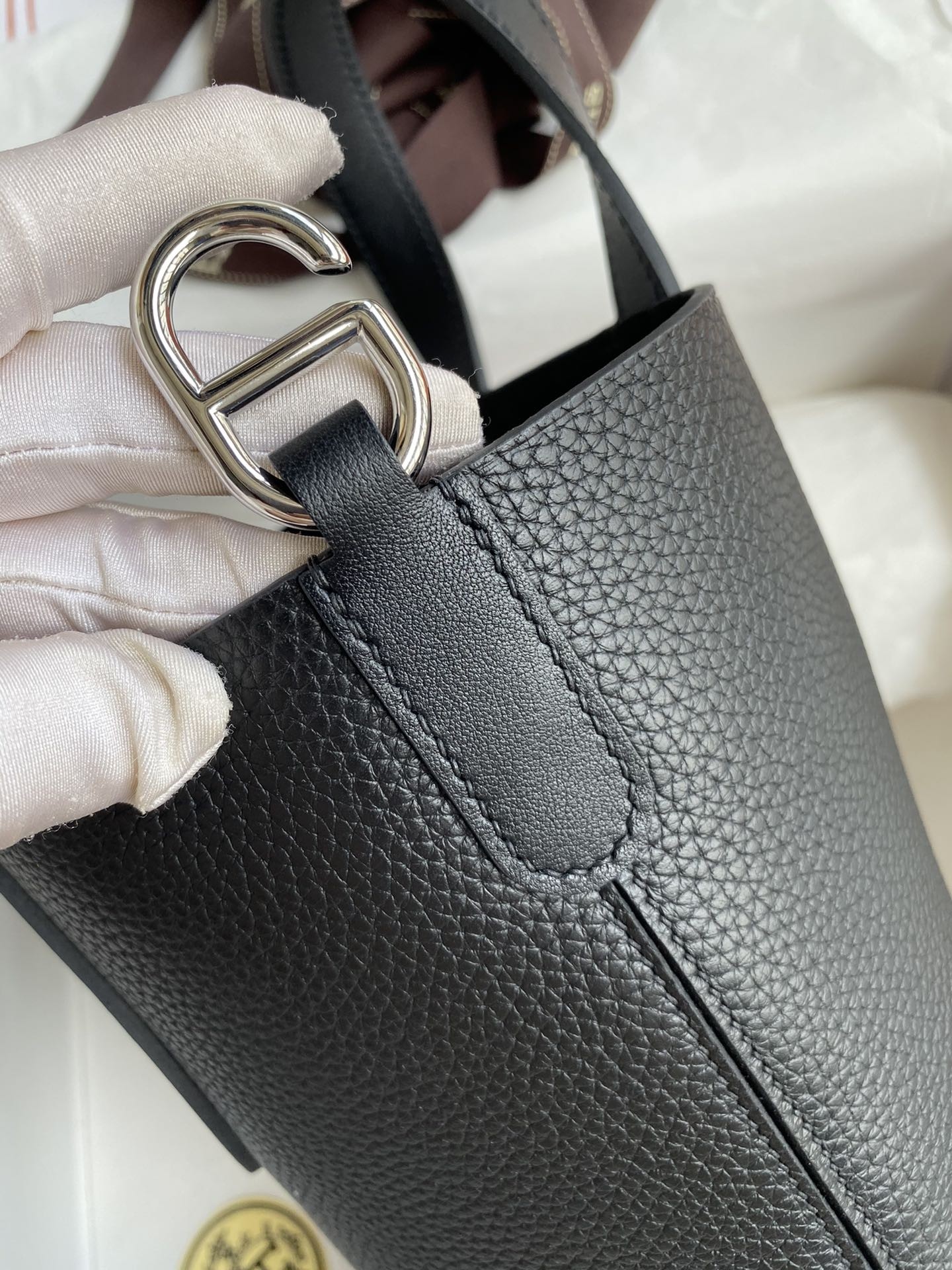 Hermès In-The-Loop