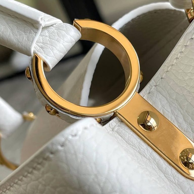 LV   Capucines MM