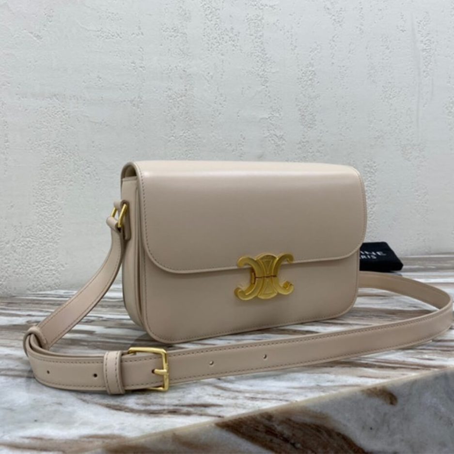 Ce**e classique triomphe bag in calfskin
