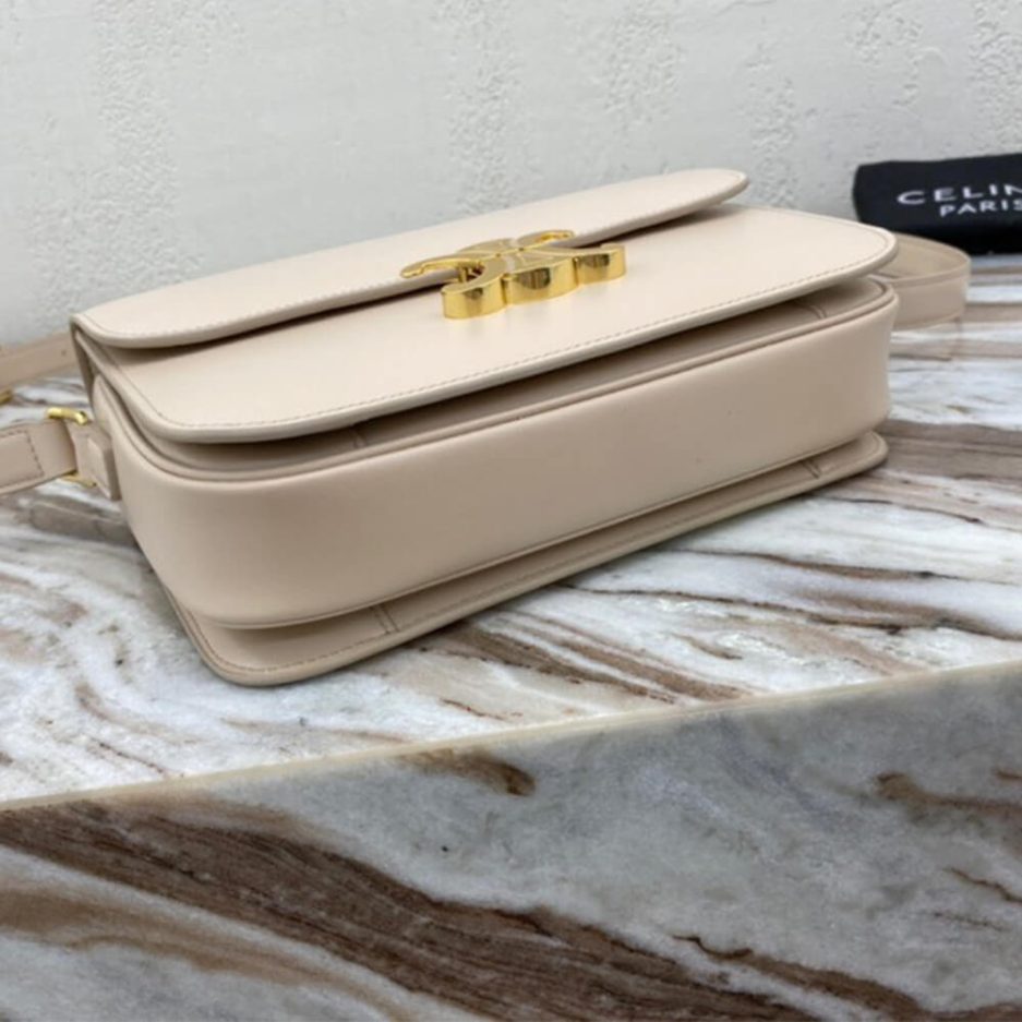 Ce**e classique triomphe bag in calfskin