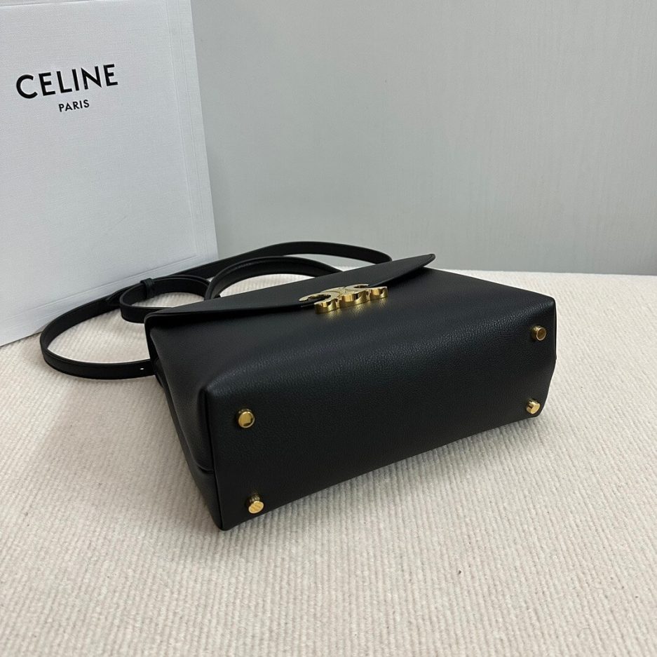 Ce**e medium size nino bag in soft cow leather