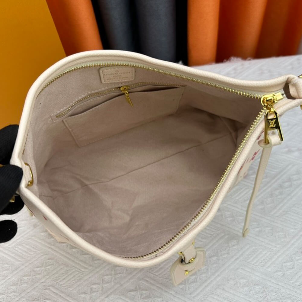 LV SMALL CARRYALL BAG