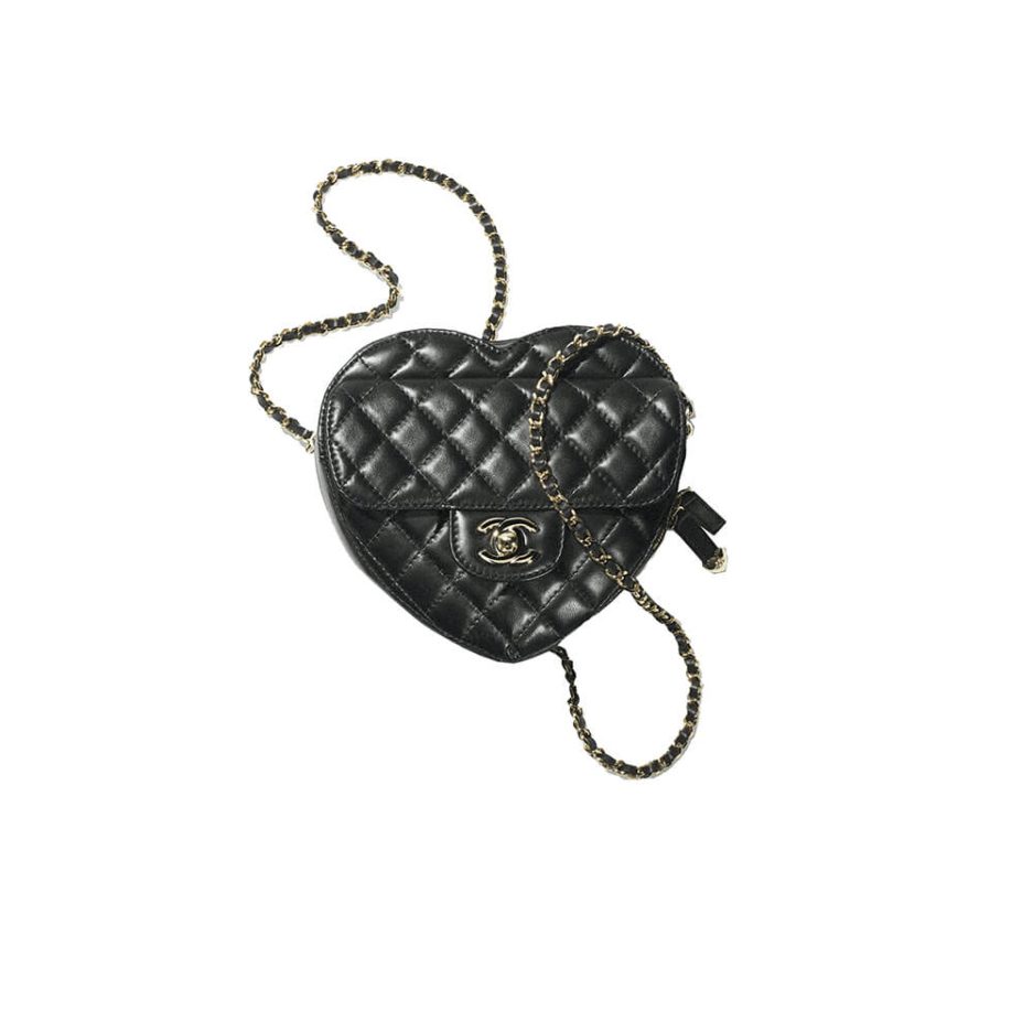Ch*el 22s heart bag