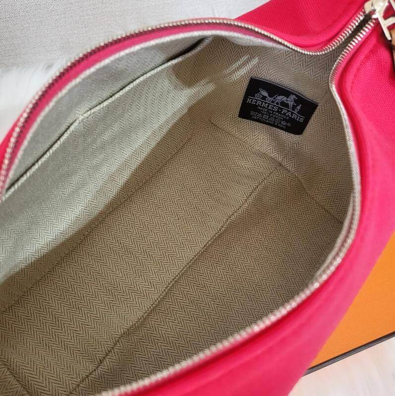 H**mes toiletery bag