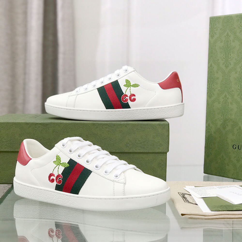 Ace sneaker with cherry