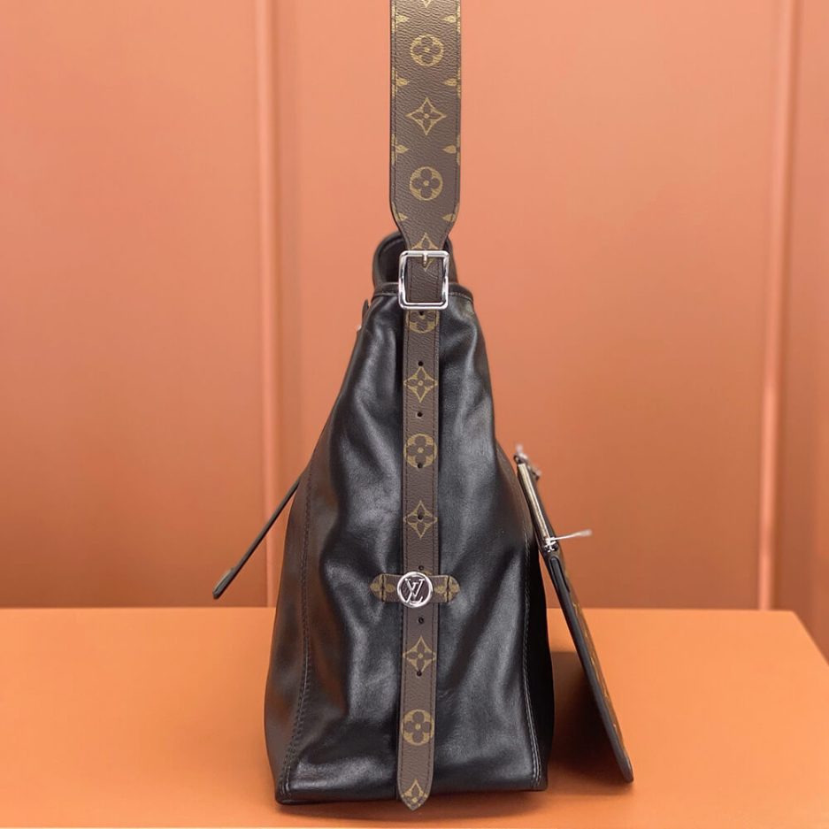 LV CarryAll Dark MM