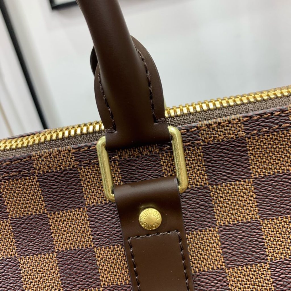 LV Keepall Bandoulière 55