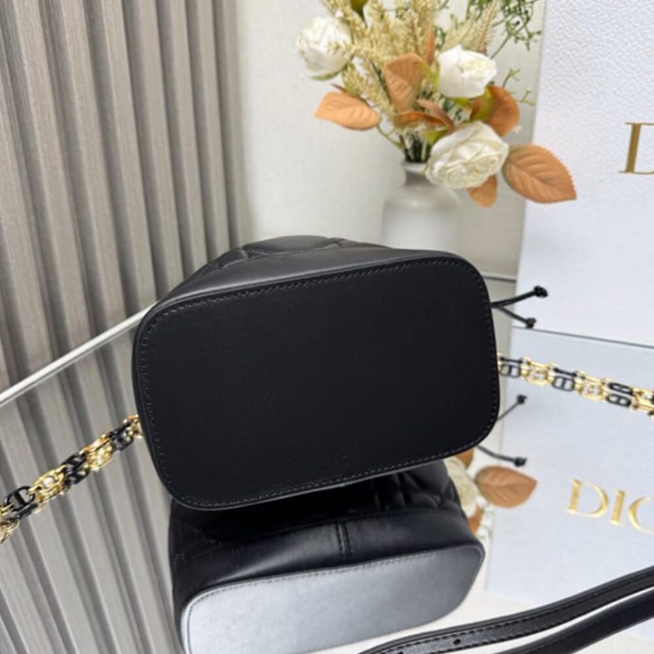 D*or small D*or jolie bucket bag