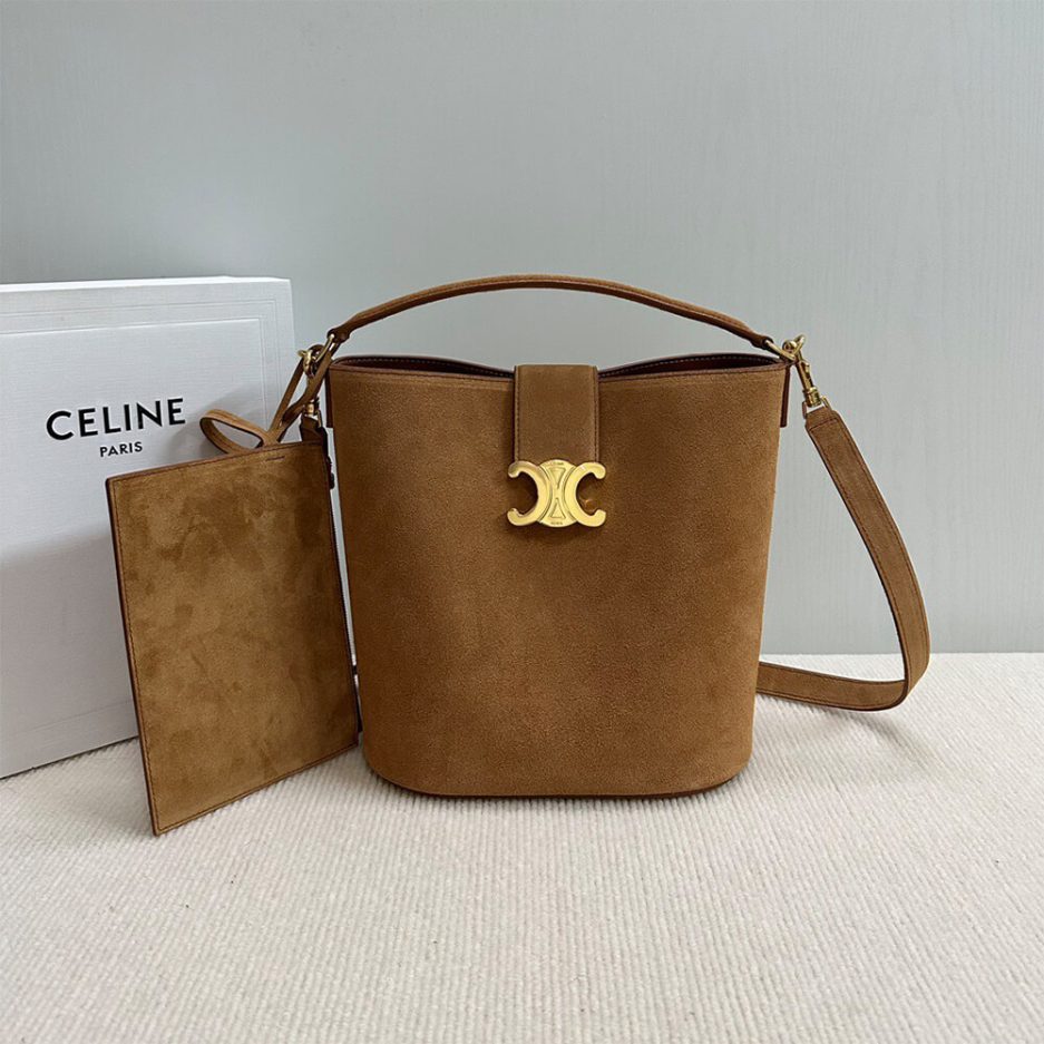 Ce**e medium l**ise bag in suede calfskin