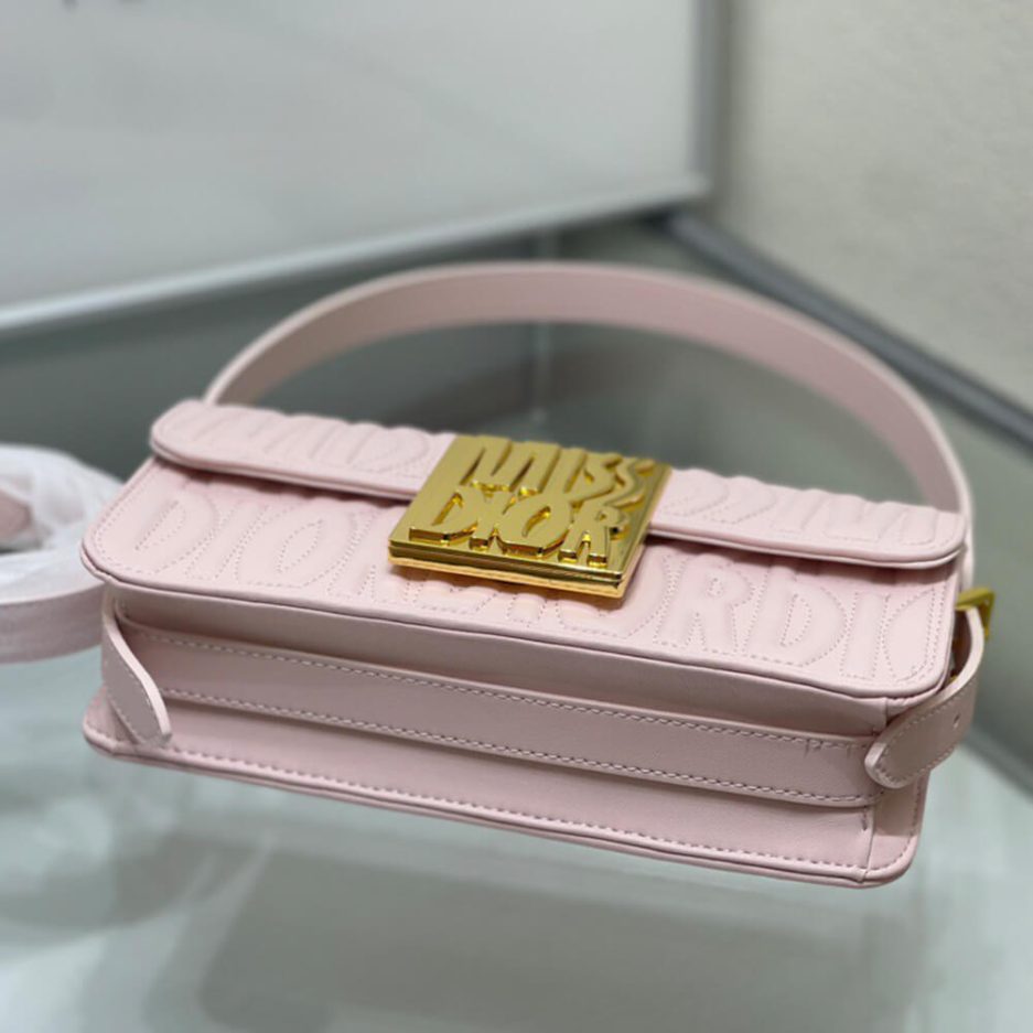 miss D*or flap bag