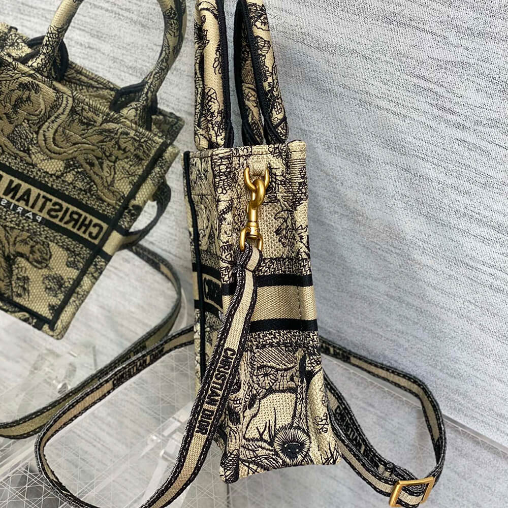 mini vertical D*or book tote