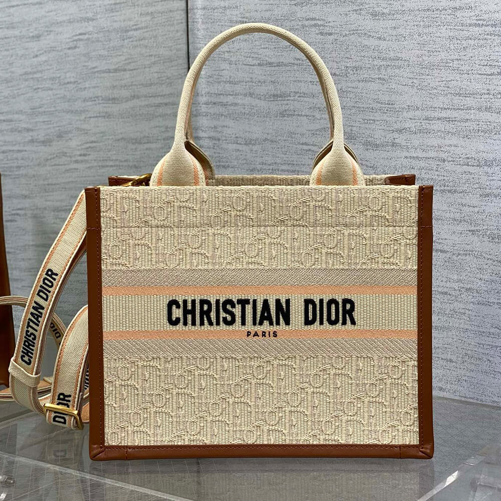 D*or small book tote