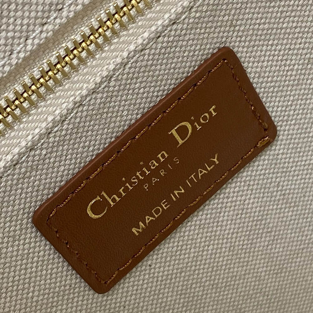 D*or small book tote
