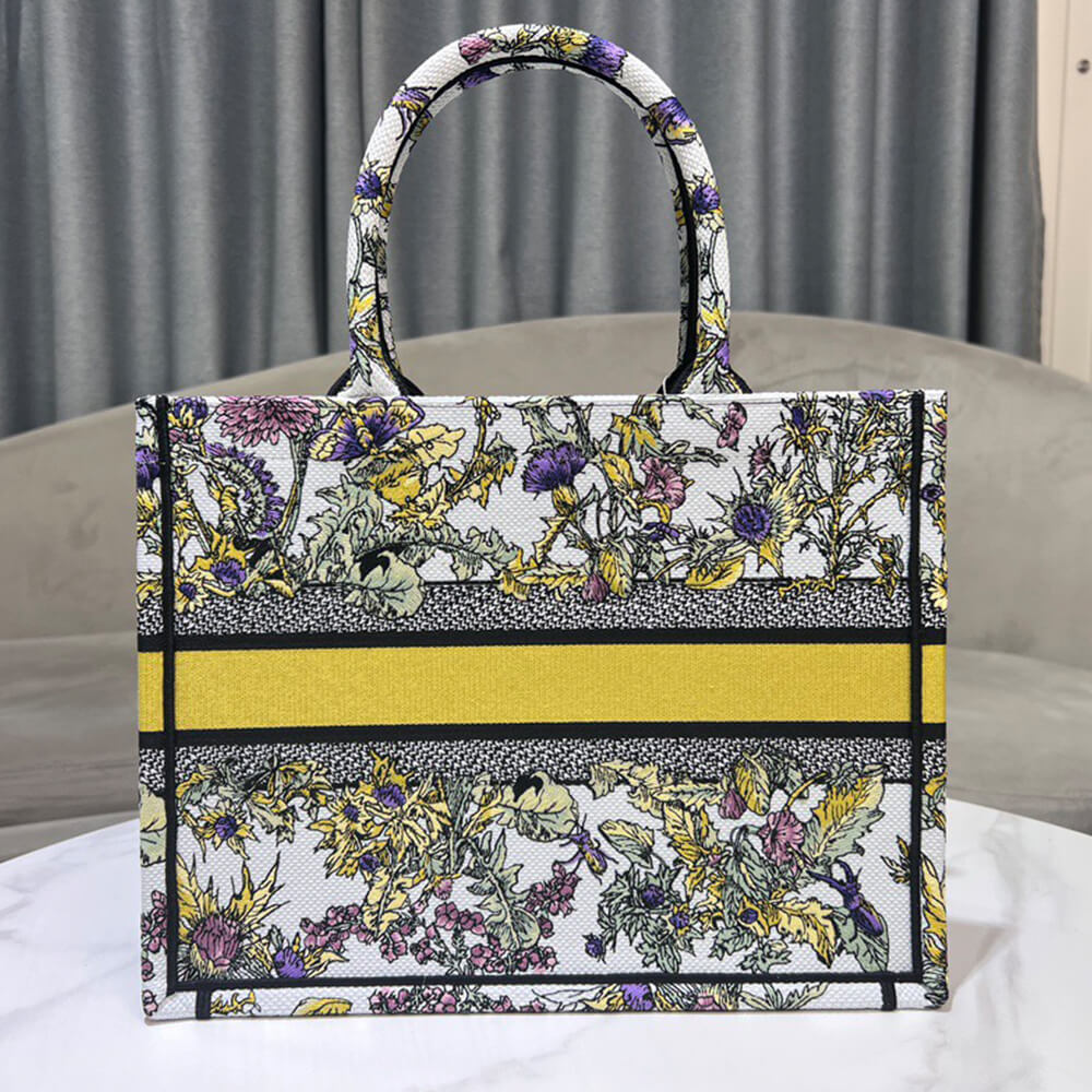 medium D*or book tote