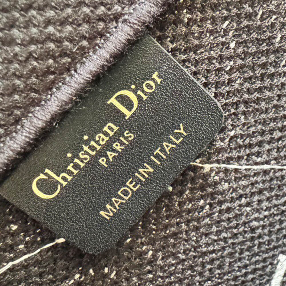 medium D*or book tote